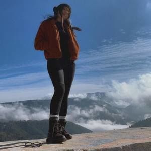 Meet your Posher, Britany